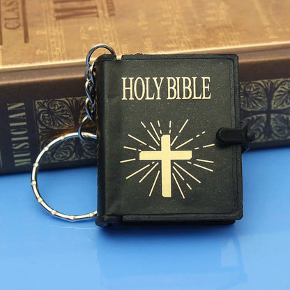 Mini English HOLY BIBLE Key Chains Real Paper Readable Bible Christian Keyrings Car Key Chains Bag Ornaments Religious Jewelry