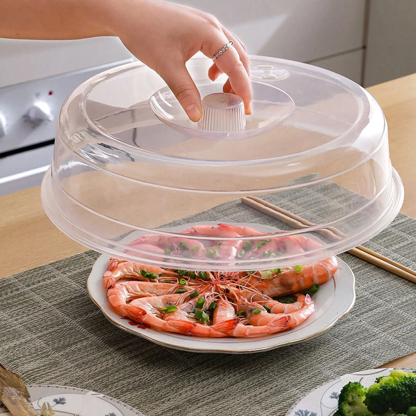 Transparent Round Plastic Bowl Lid Refrigerator Microwave Oven Cover Oil Lid Heating Sealing Food Preservation Lid Kitchen Tools